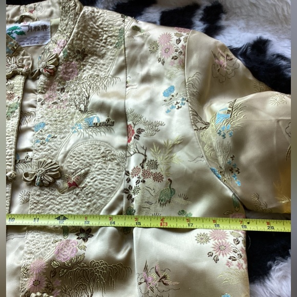 Vintage Chinoiserie Gold Brocade Long Coat. (Mc) - Picture 7 of 9